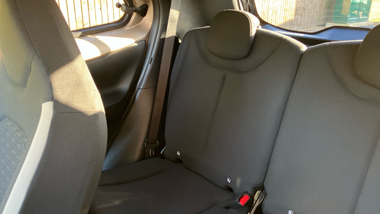 Toyota Aygo X 1.0 VVT-i Edge 5dr Petrol Hatchback